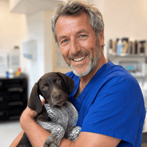Dr Geoffrey Hartley, DVM